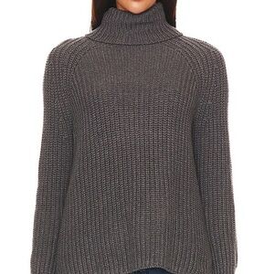 Chunky Knit Turtleneck Sweater in Charcoal Gray